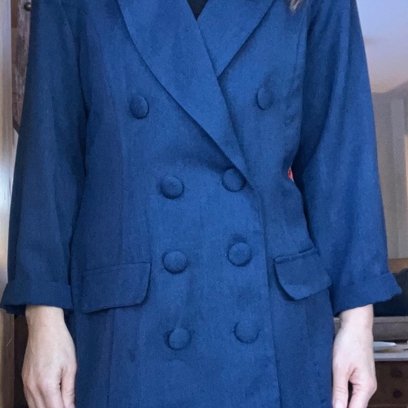 Vintage 1980s Contrived Clash Navy Double-Breasted Blazer w/ Shoulder Pads, USA - Picture 9 of 10